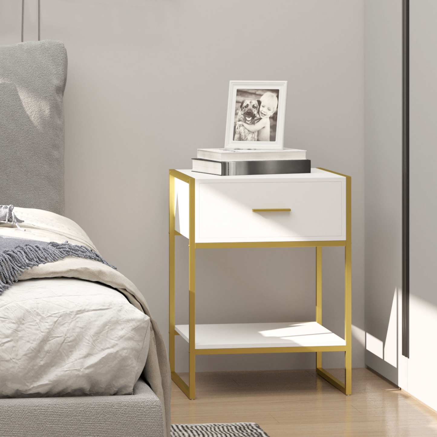 HOMCOM Modern Bedside Table, Nightstand with Drawer Shelf, Side Table for Living room, Bedroom White and Gold